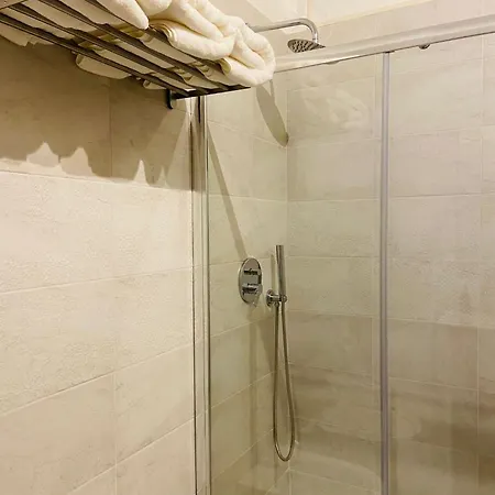 Dadi Chic Bed & Breakfast