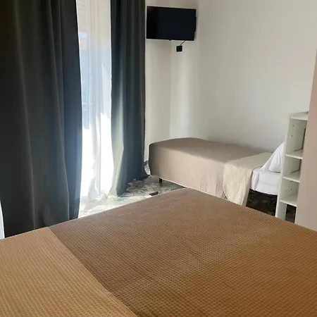 Dadi Chic Bed & Breakfast 3*